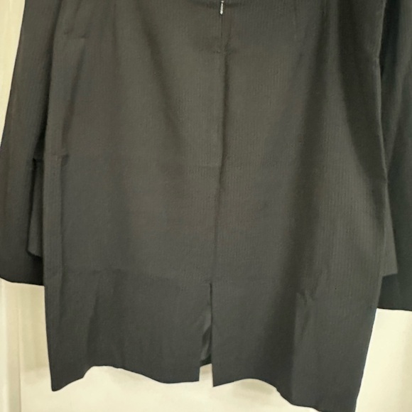 Tahari: 2 piece suit: Black pin stripe. Tahari skirt suit - Picture 3 of 6